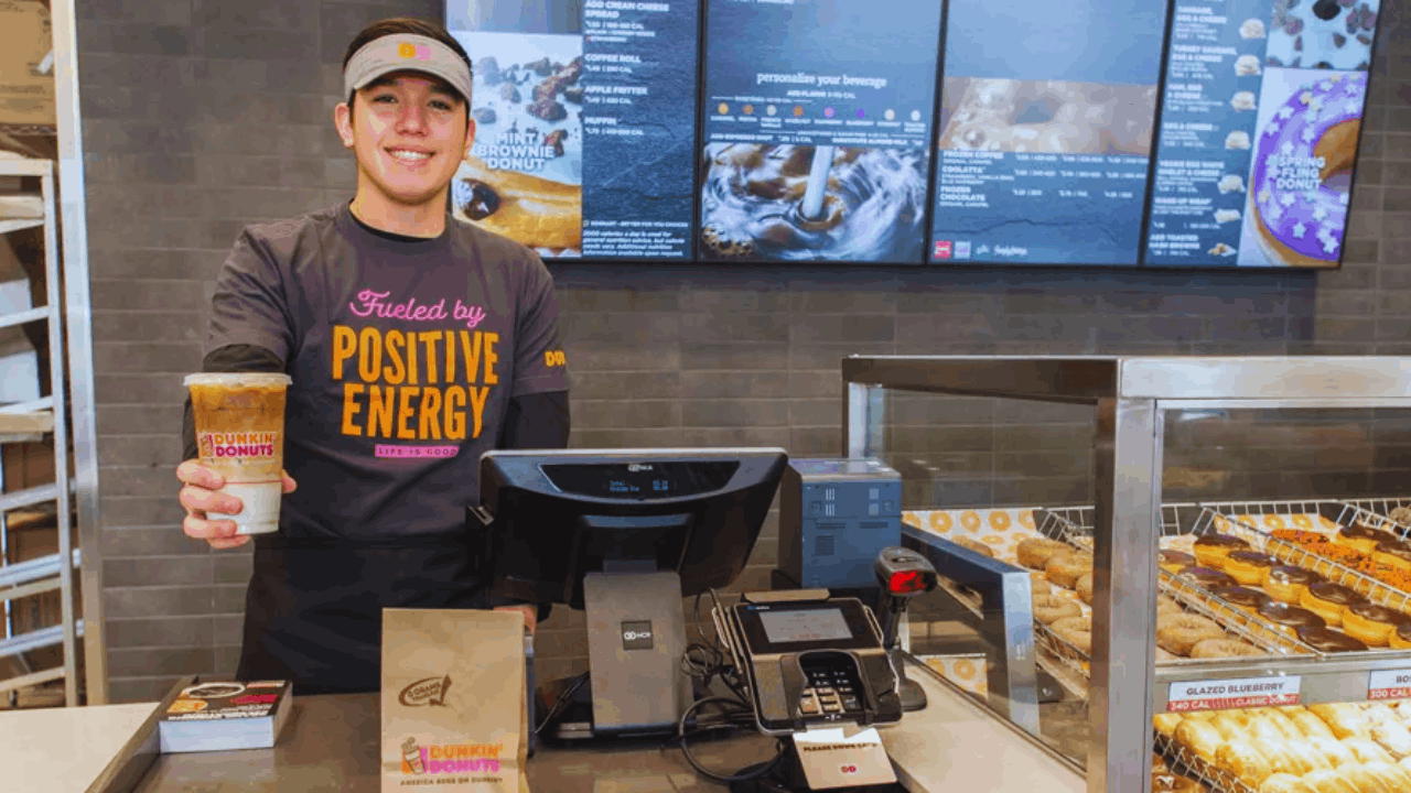 Apply for Dunkin’ Donuts Jobs: Work in the Coffee and Donut Industry